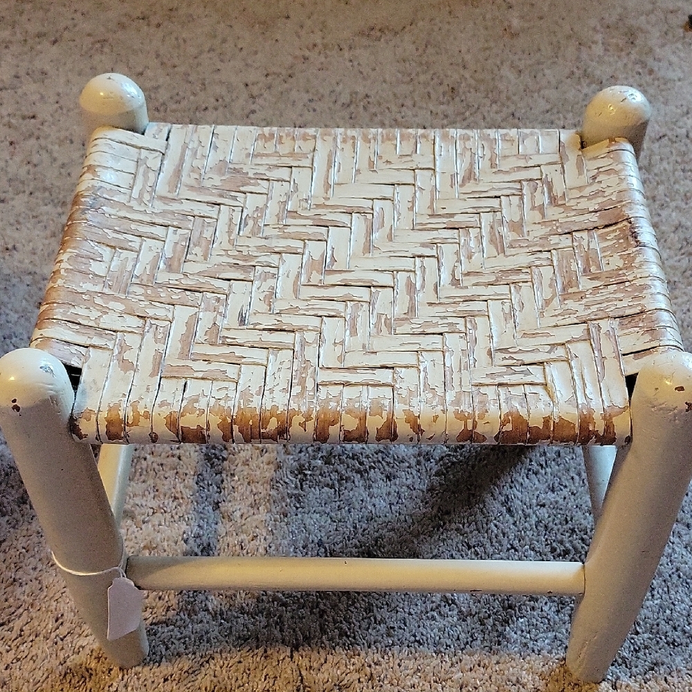 Rustic Woven Stool Chippy White.